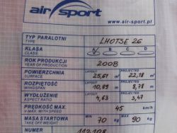 informacje identyfikujące paralotnię